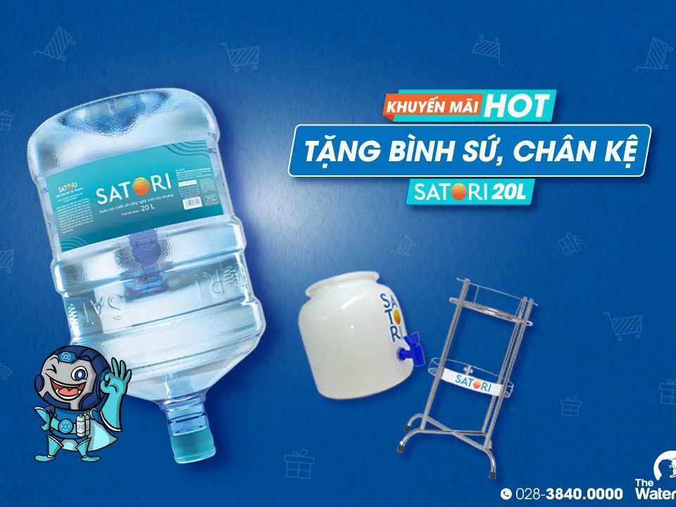 Tặng Chân Kệ, Bình Sứ